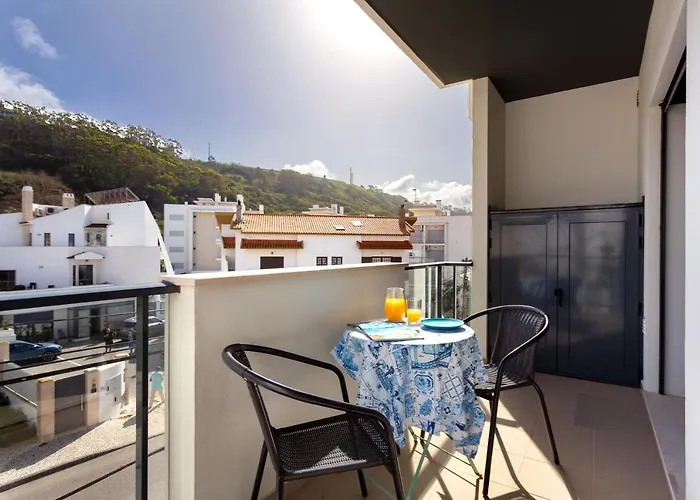 Keep Calm And Enjoy Апартаменты Назаре