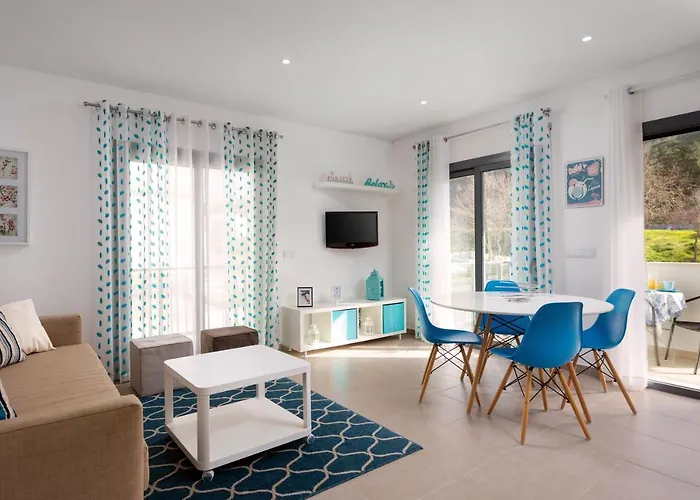 Keep Calm And Enjoy Апартаменты Назаре